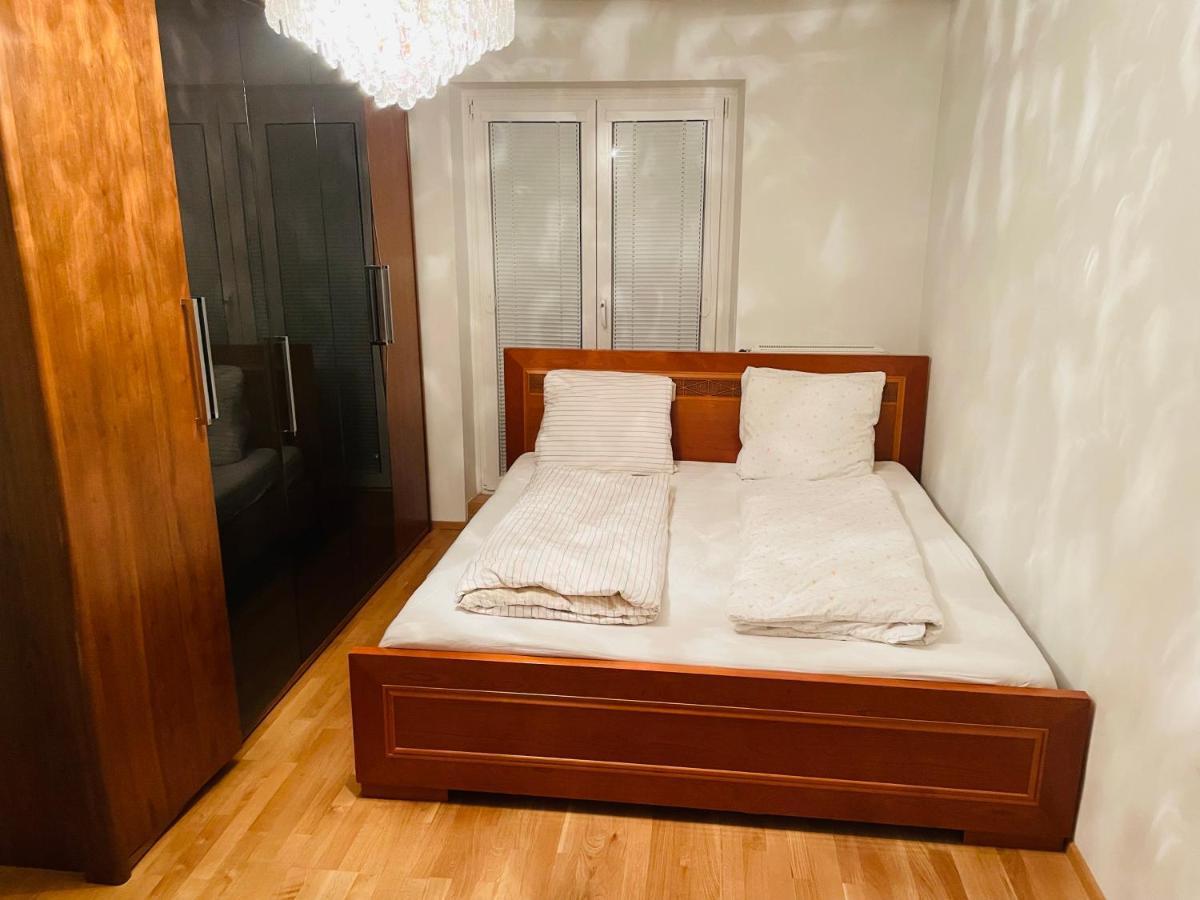 Room In City Center Near U6,U3 And Westbahnhof 维也纳 外观 照片